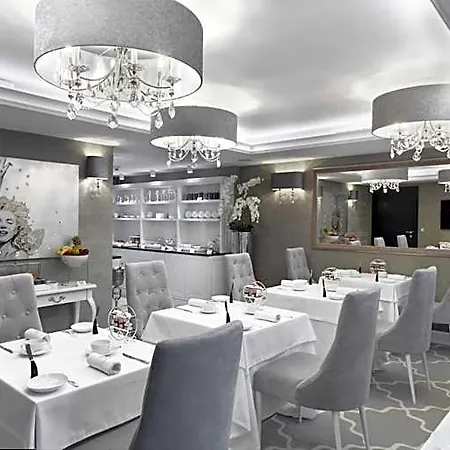 Paloma Pruhonice Hotel *